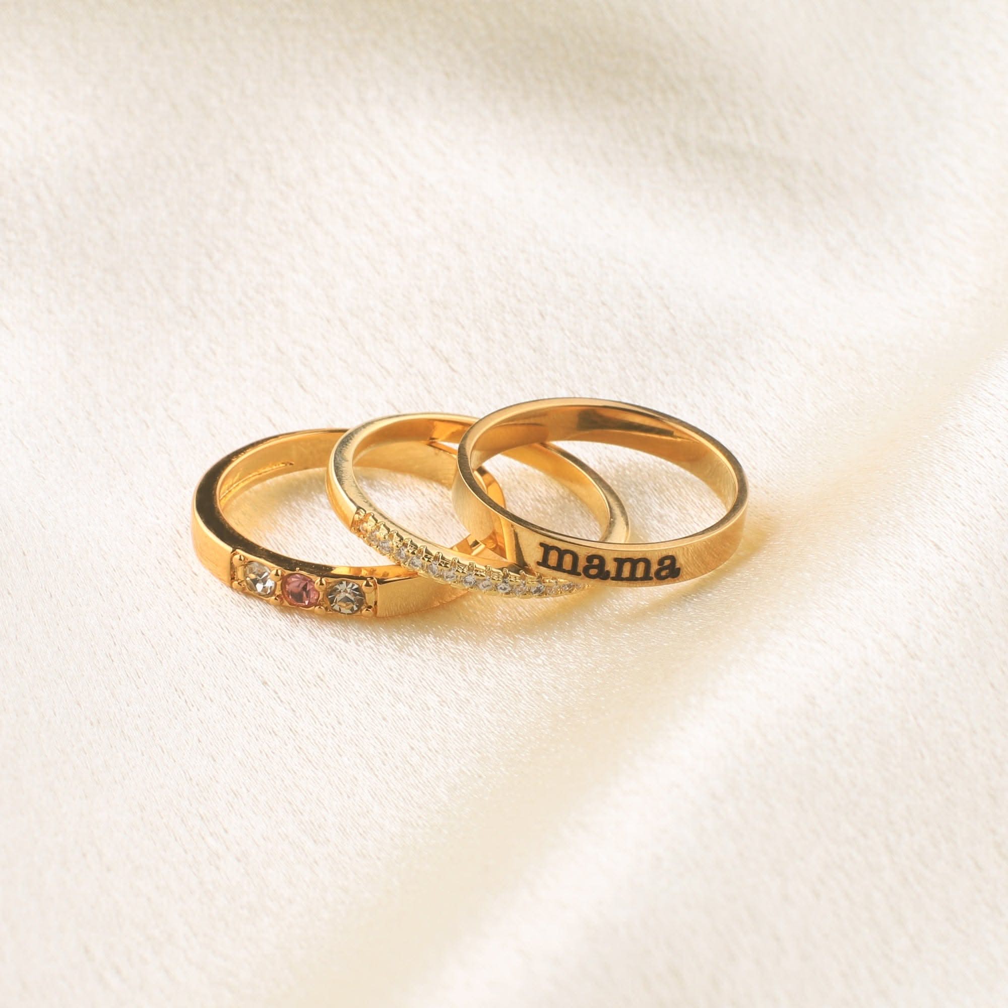 Anillos apilables personalizados con nombre y piedras de nacimiento