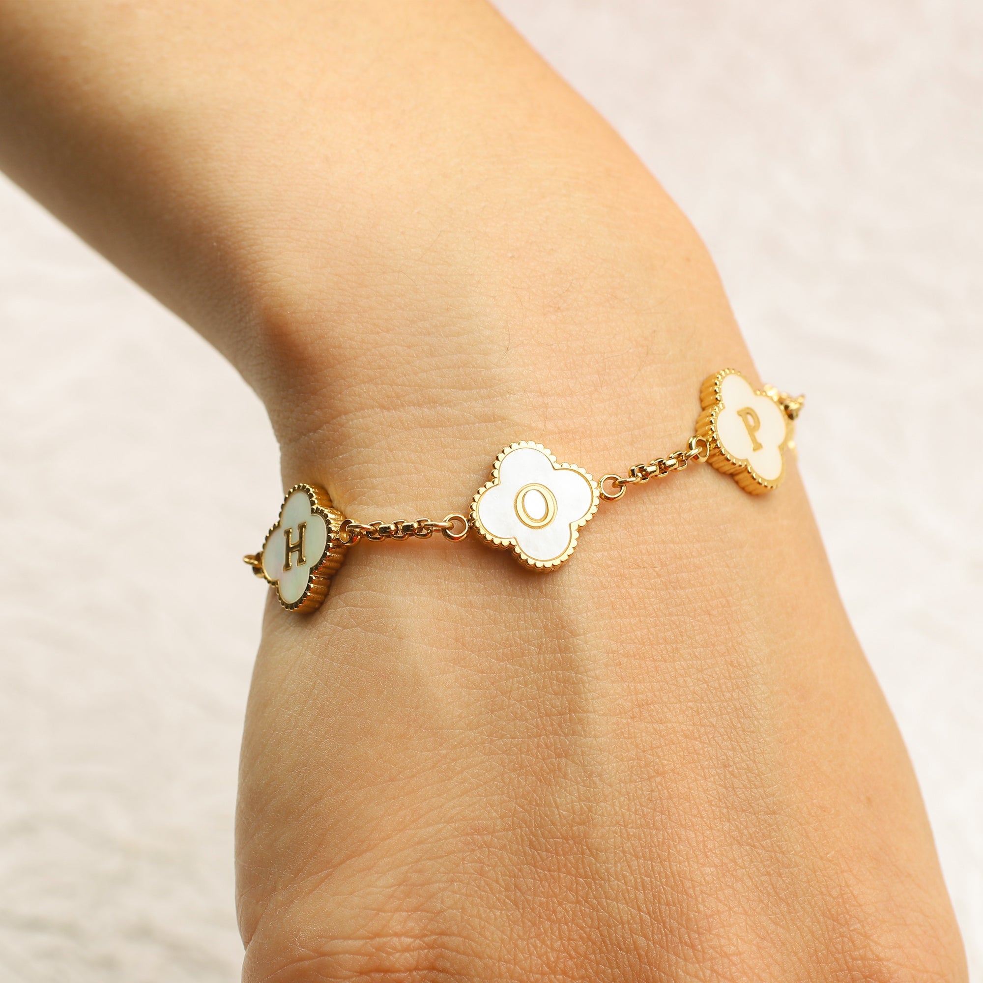 Pulsera personalizada con nombre Clover
