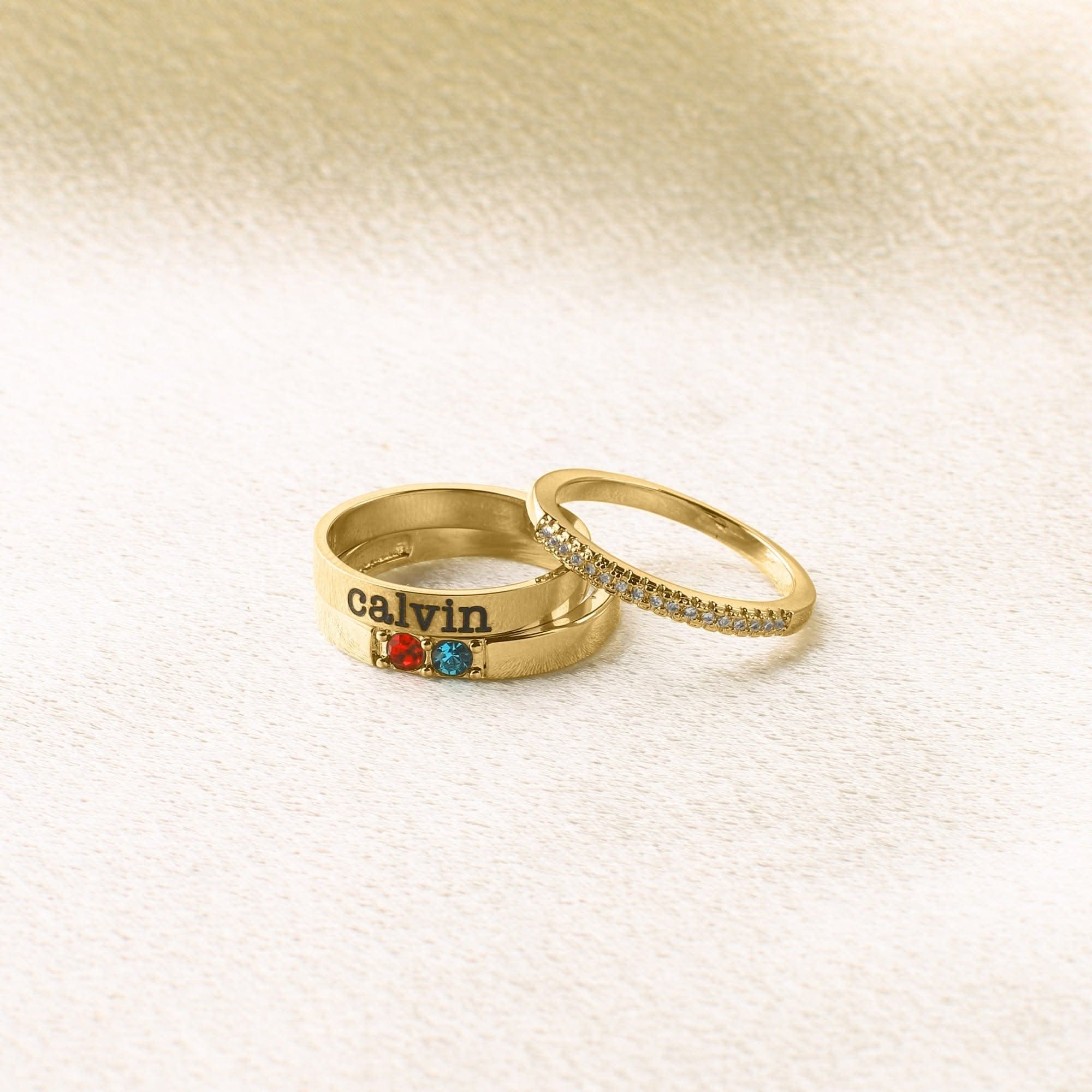 Anillos apilables personalizados con nombre y piedras de nacimiento