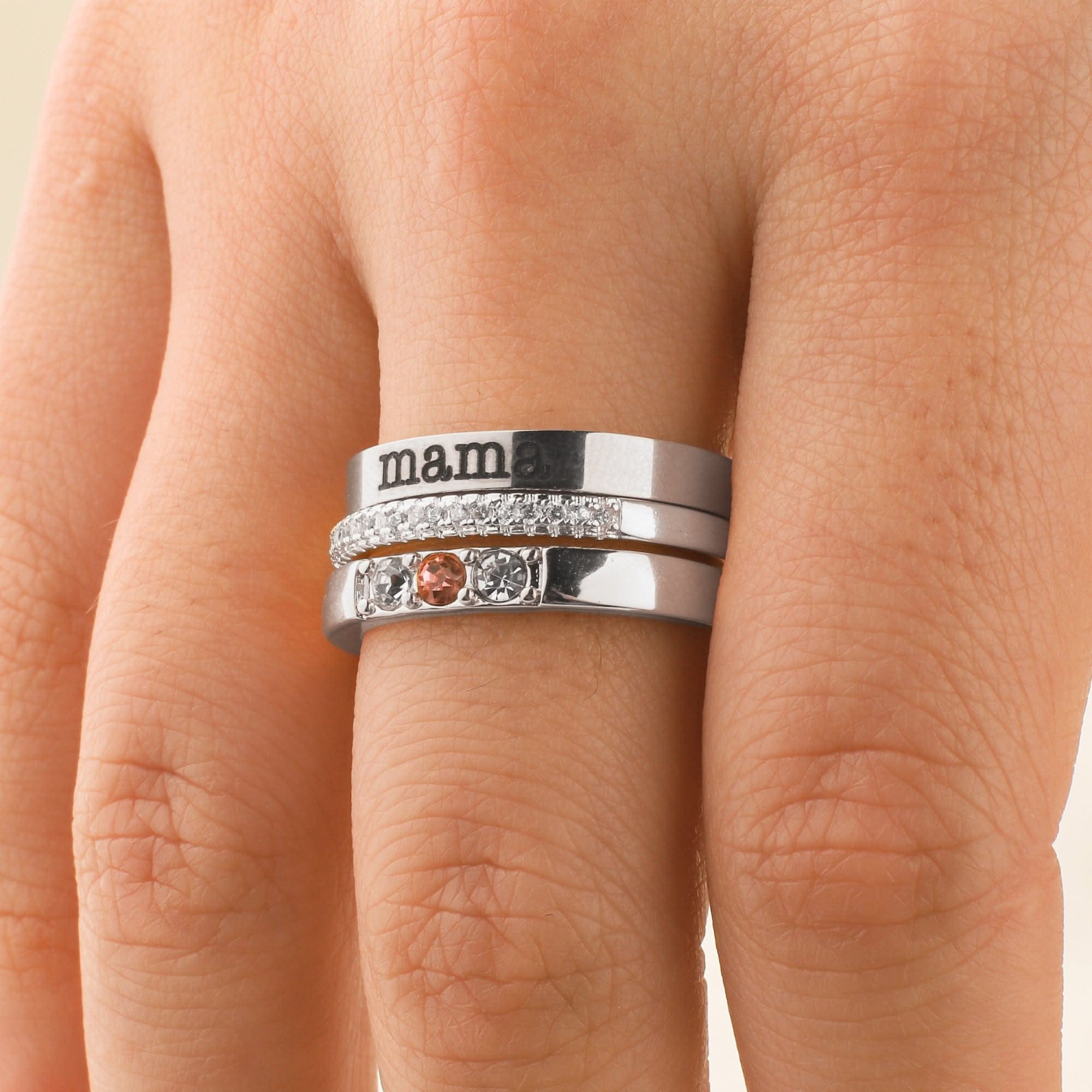 Anillos apilables personalizados con nombre y piedras de nacimiento
