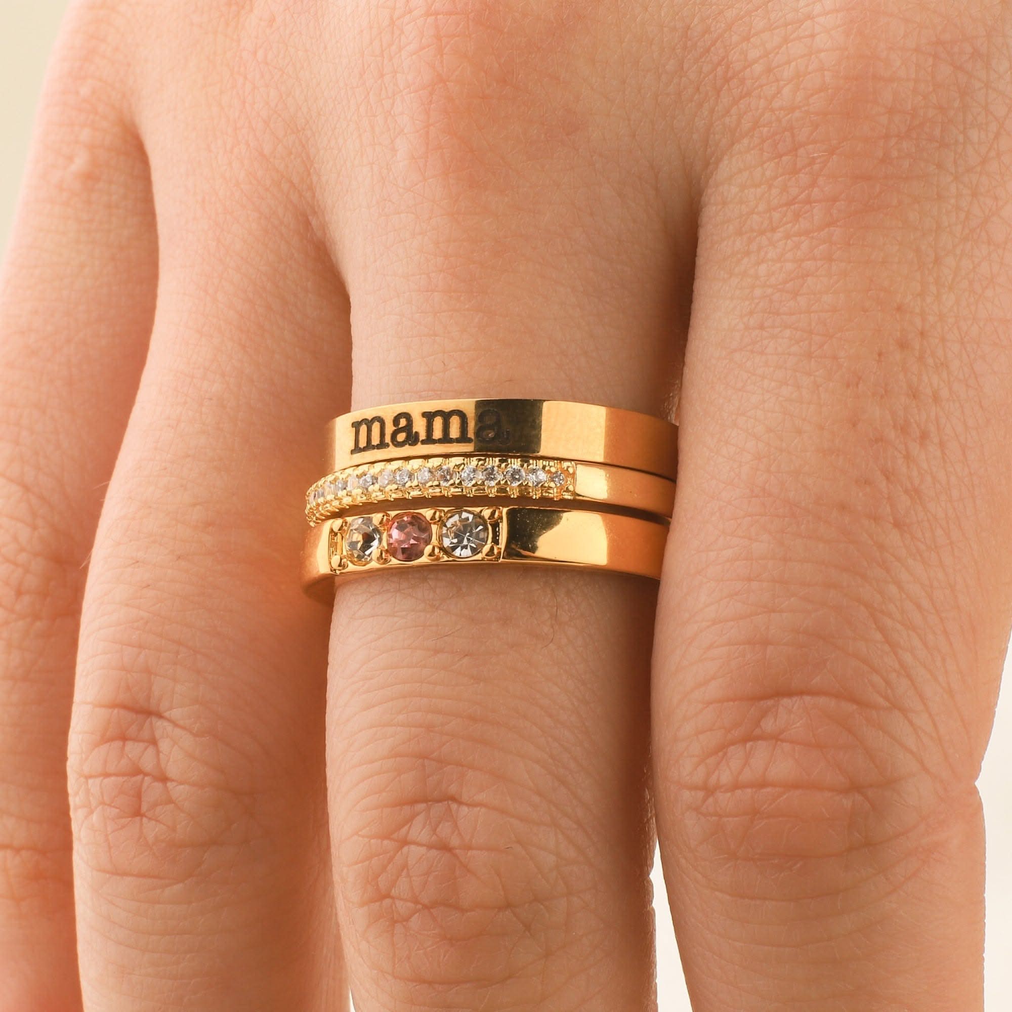 Anillos apilables personalizados con nombre y piedras de nacimiento
