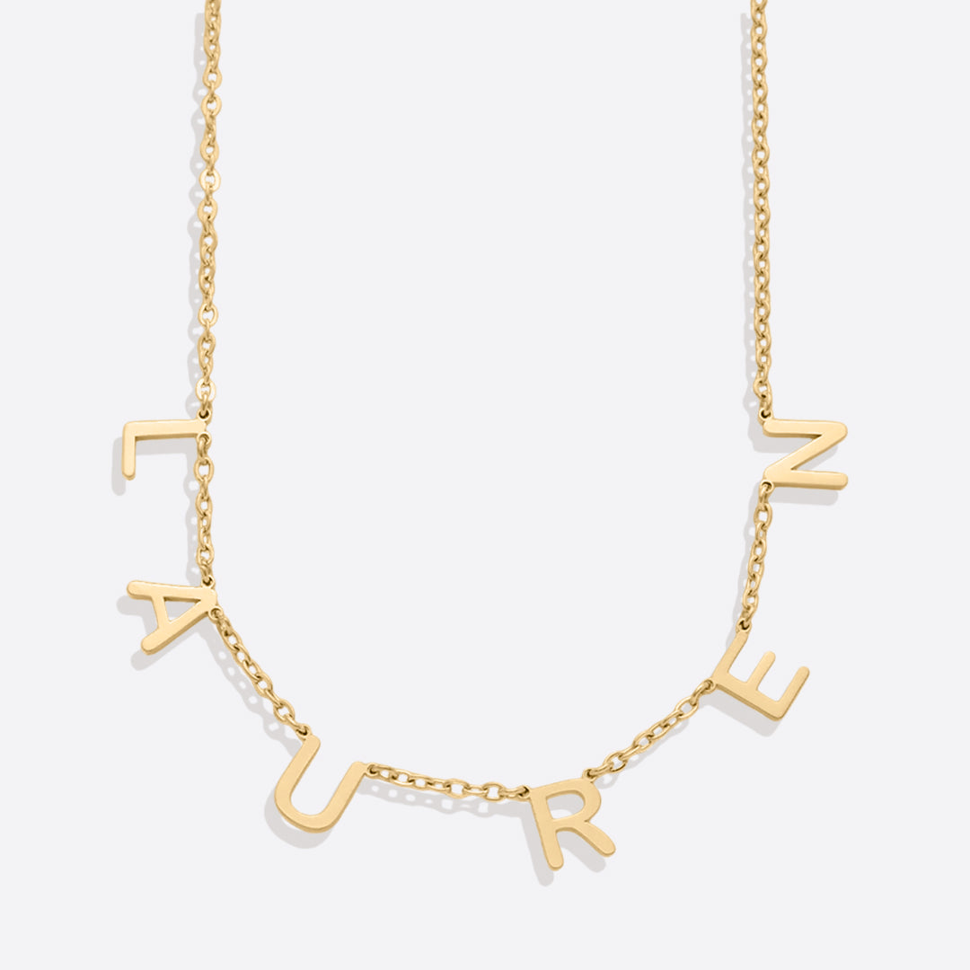 Collar con nombre y letra personalizado