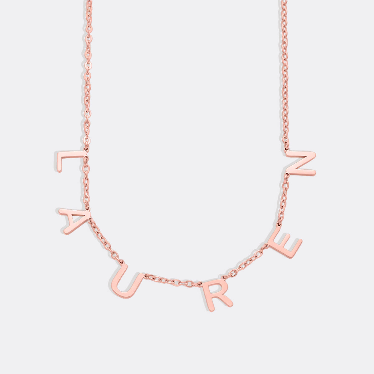 Collar con nombre y letra personalizado