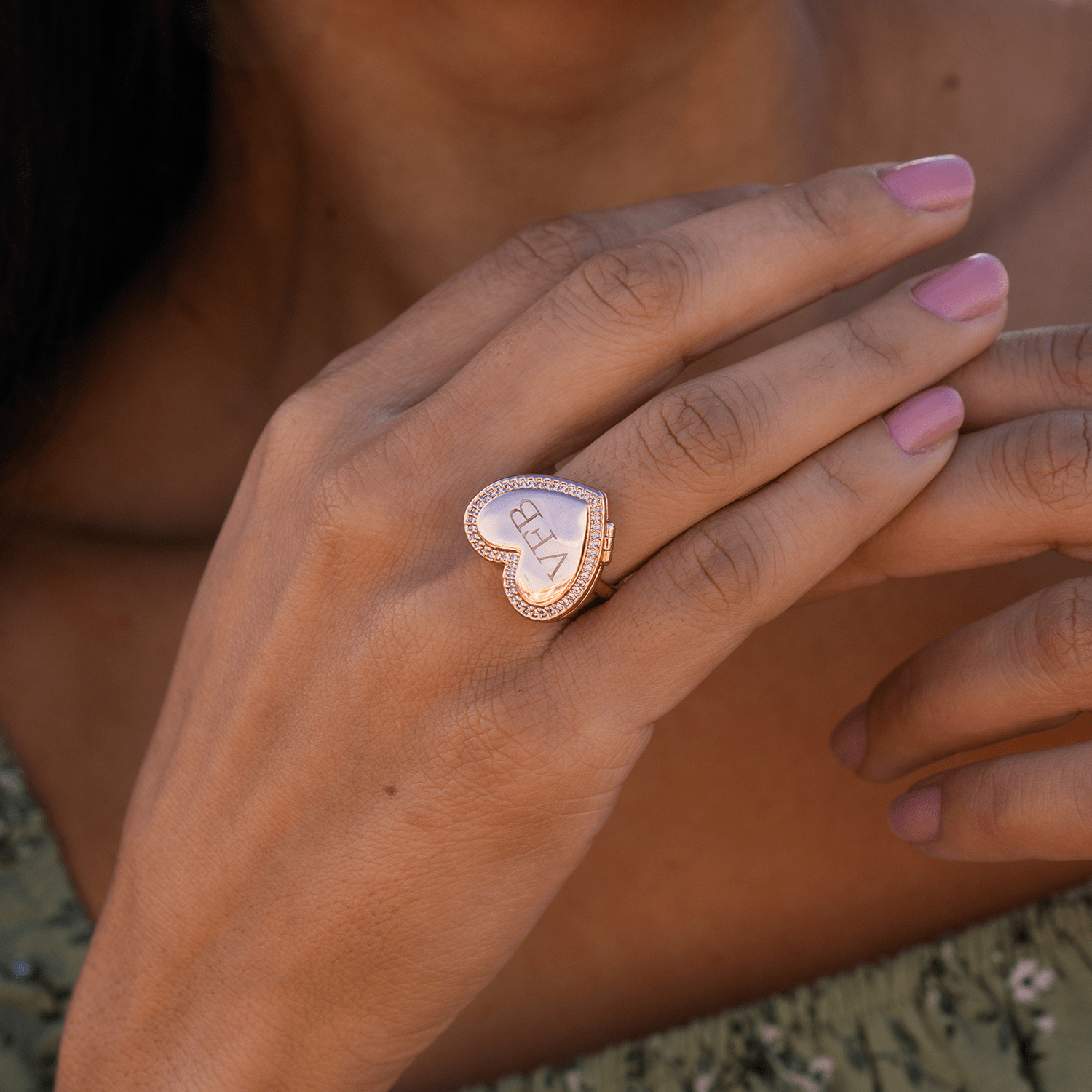 Anillo medallón corazón personalizado