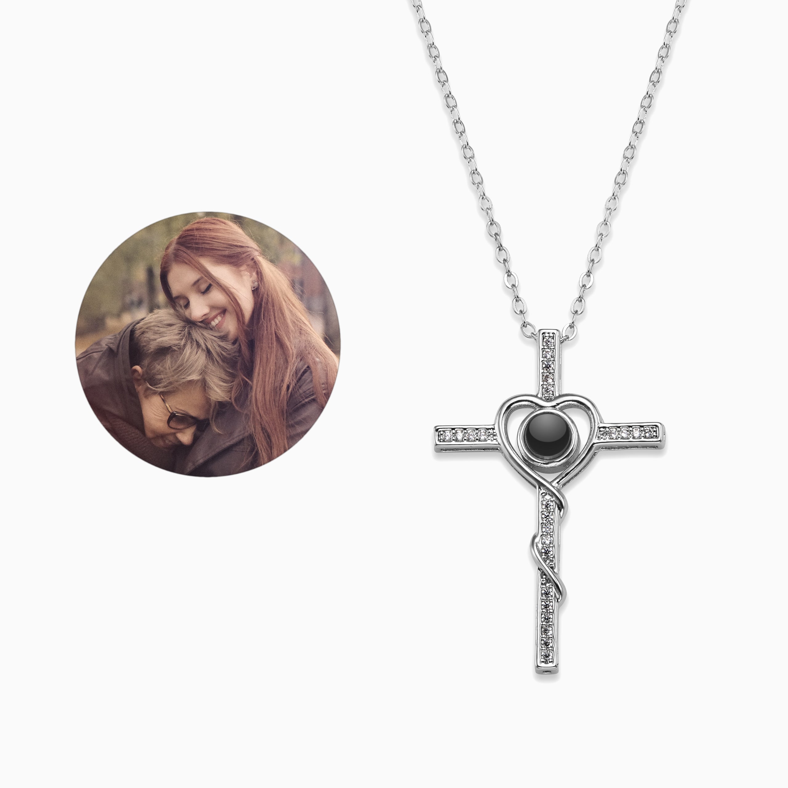 Collar con foto de corazón y cruz