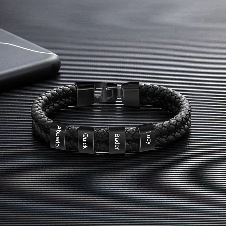 Pulsera minimalista personalizada con cuentas y nombre