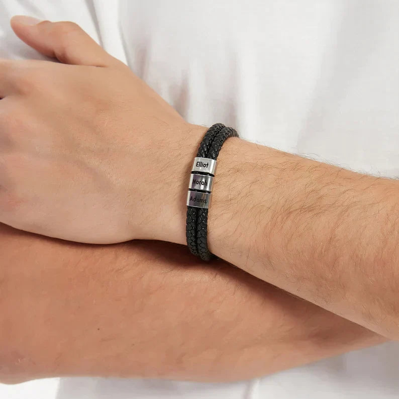 Pulsera minimalista personalizada con cuentas y nombre