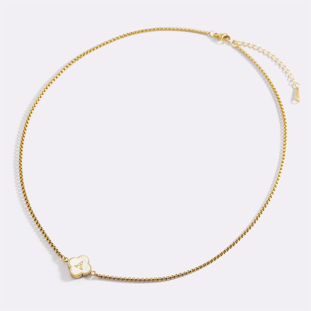 Collar con nombre personalizado Clover