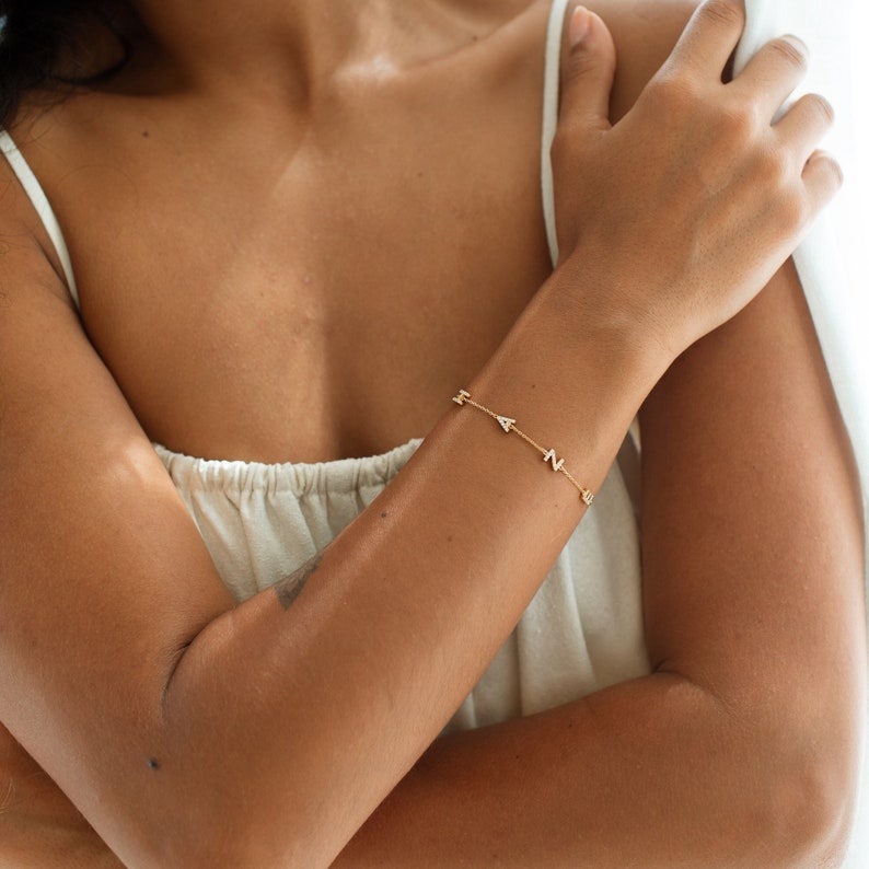 Pulsera con nombre pavé personalizada de Personalized