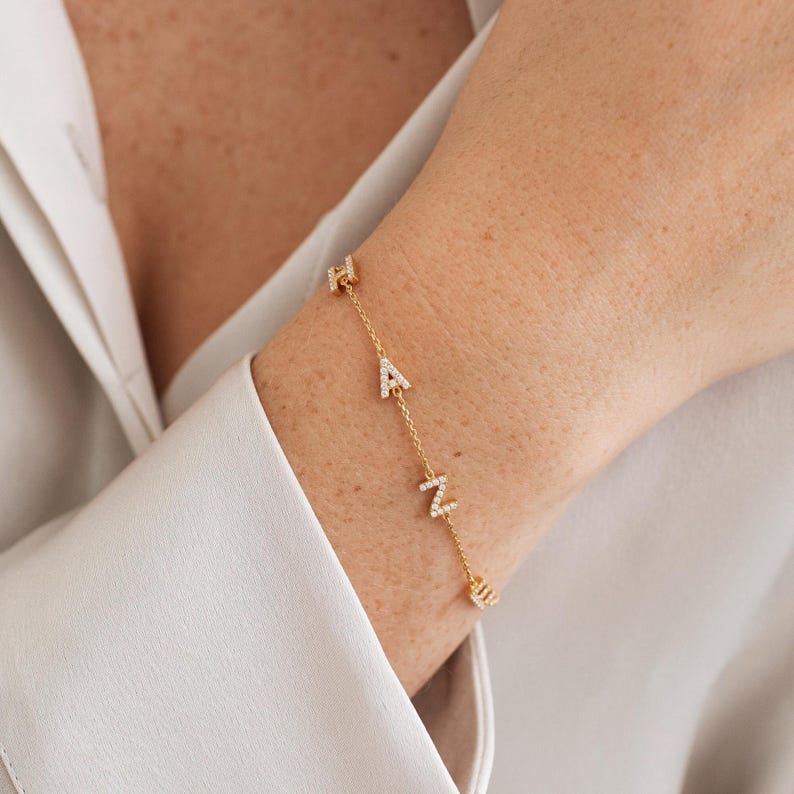 Pulsera con nombre pavé personalizada de Personalized