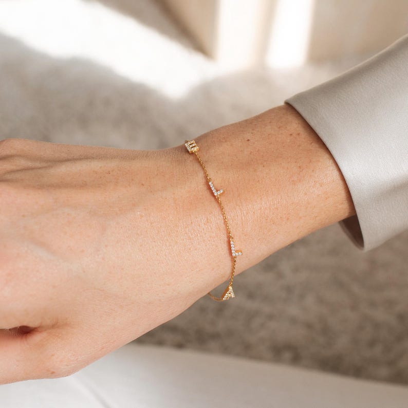 Pulsera con nombre pavé personalizada de Personalized