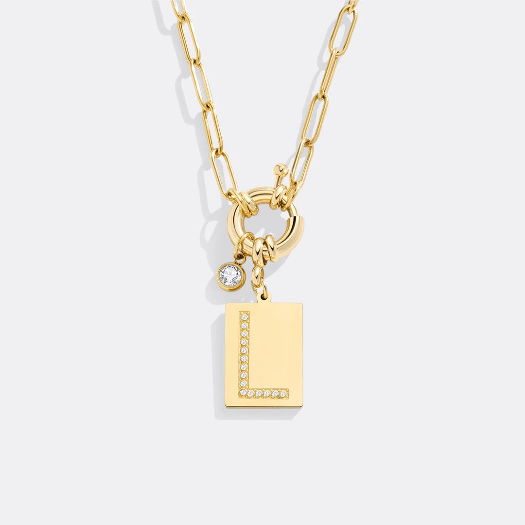Collar con colgante de iniciales y cadena de clip