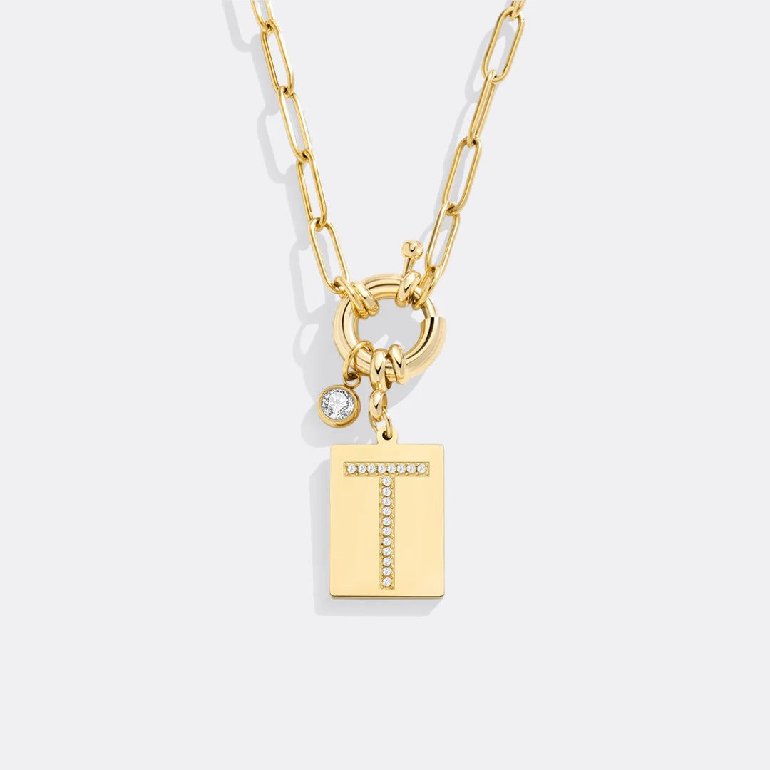 Collar con colgante de iniciales y cadena de clip