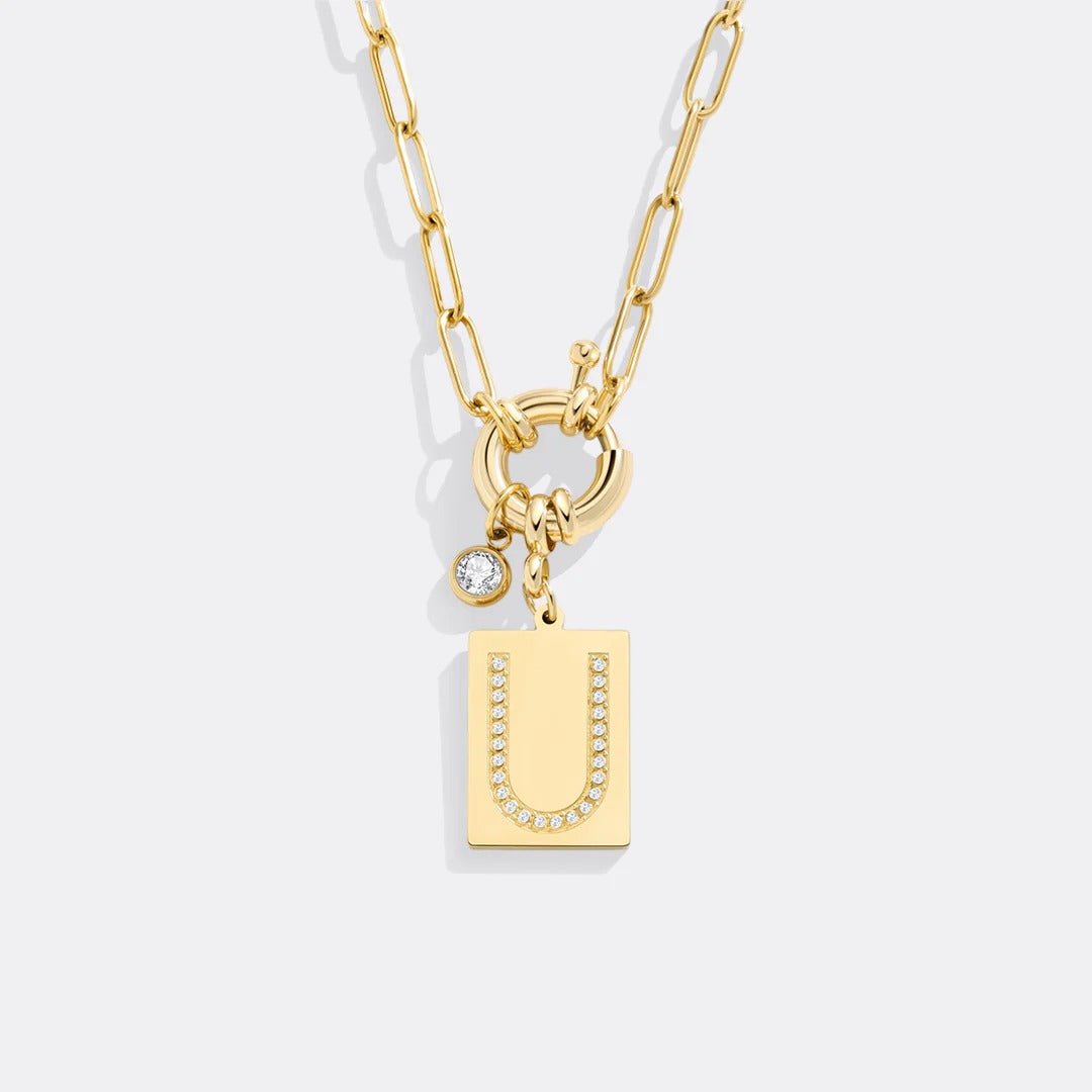 Collar con colgante de iniciales y cadena de clip