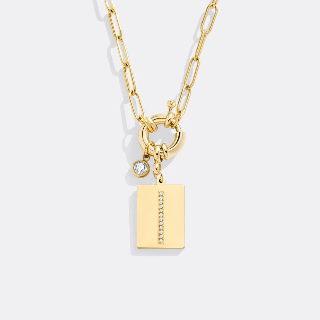 Collar con colgante de iniciales y cadena de clip