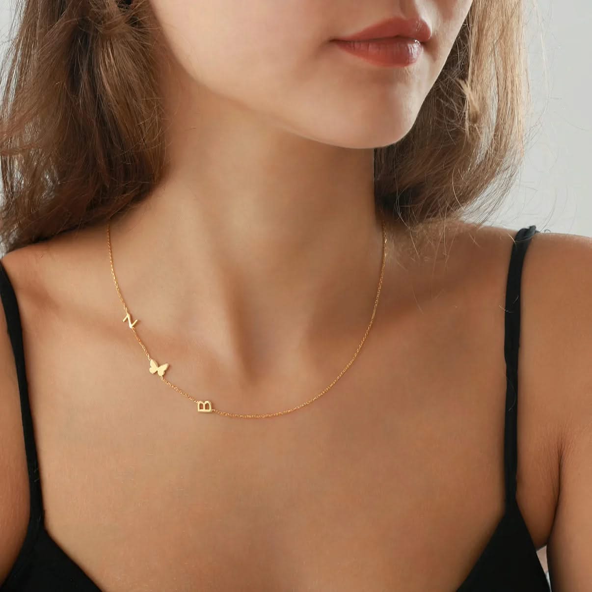 Collar personalizado con iniciales de lado