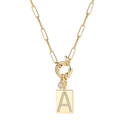 Collar con colgante de iniciales y cadena de clip