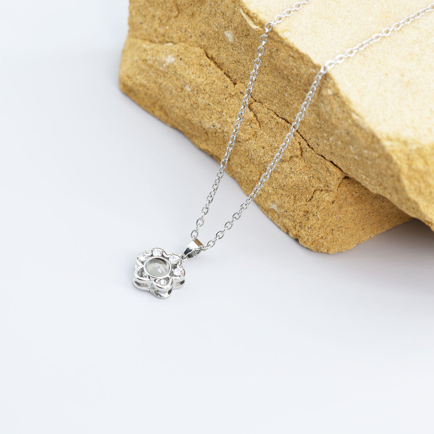 Collar de recuerdo personalizado en forma de pata de gato