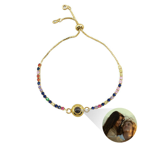 Pulsera de proyección de circonitas de color