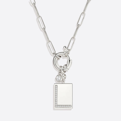 Collar con colgante de inicial pavé y cadena con clip
