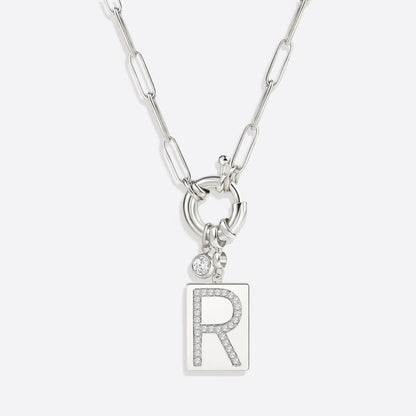 Collar con colgante de inicial pavé y cadena con clip
