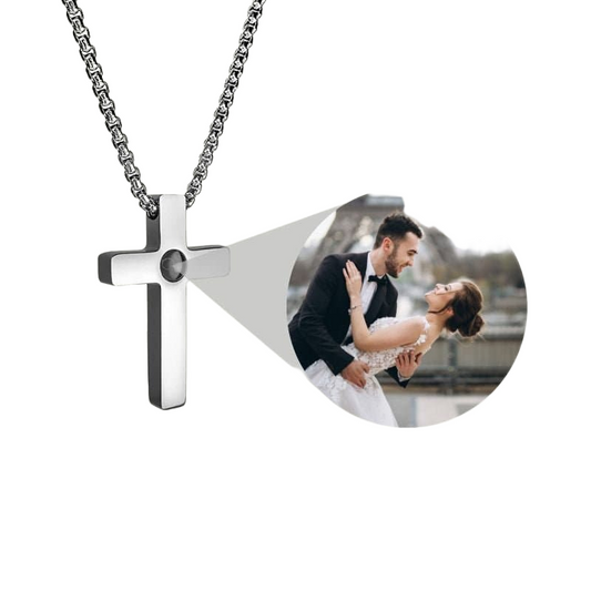 Collar con cruz y estampado fotográfico.- PJULAN