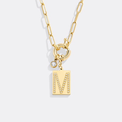 Collar con colgante de iniciales y cadena de clip