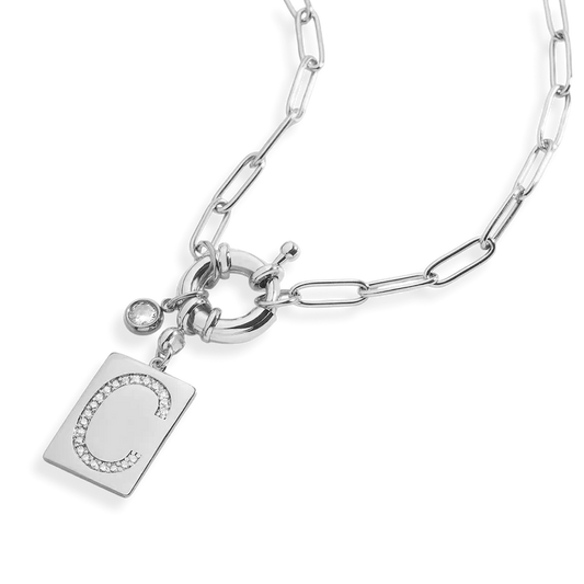 Collar con colgante de inicial pavé y cadena con clip